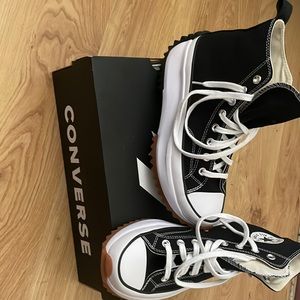 WOMEN'S CONVERSE RUN STAR HIKE HIGH TOP PLATFORM SNEAKER BOOTS